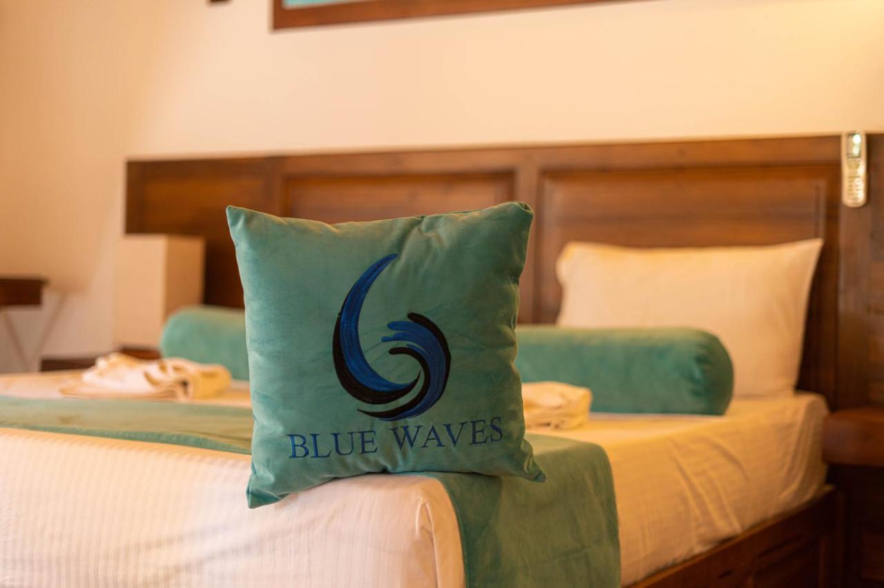 Blue Waves Kite Surfing Beach Resort Kalpitiya Kültér fotó